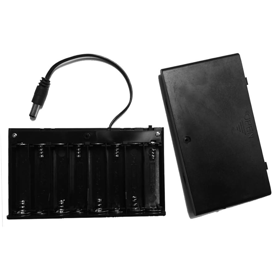 Amazon | スイッチ付 12V 単三 乾電池 8本用 DCケーブル付 DC